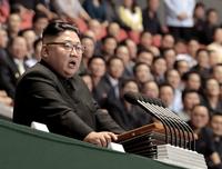 金正恩像章公开亮相 曾经的毛像章去哪儿了（图）
